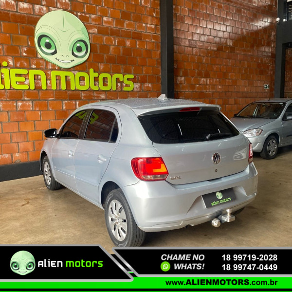 VOLKSWAGEN Gol 1.0 MI 4P