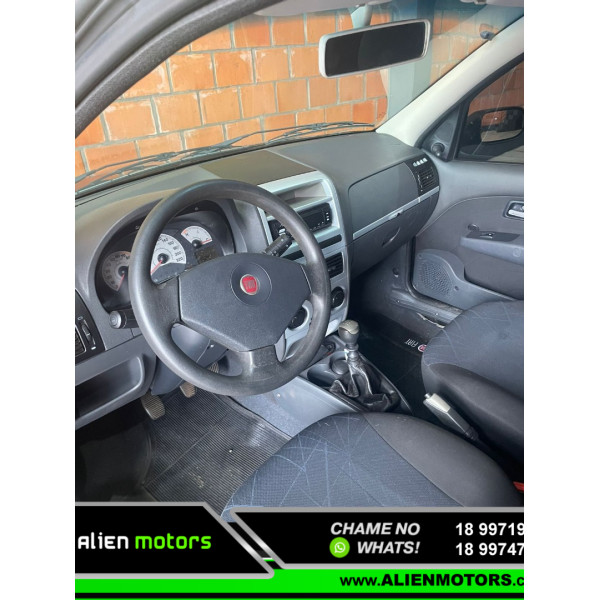 FIAT Palio 1.4 4P FLEX ELX