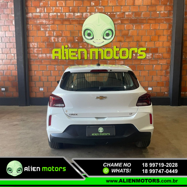 CHEVROLET Onix Hatch 1.0 4P FLEX