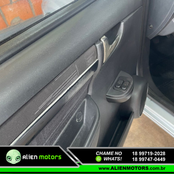 CHEVROLET Prisma 1.4 4P MAXX FLEX