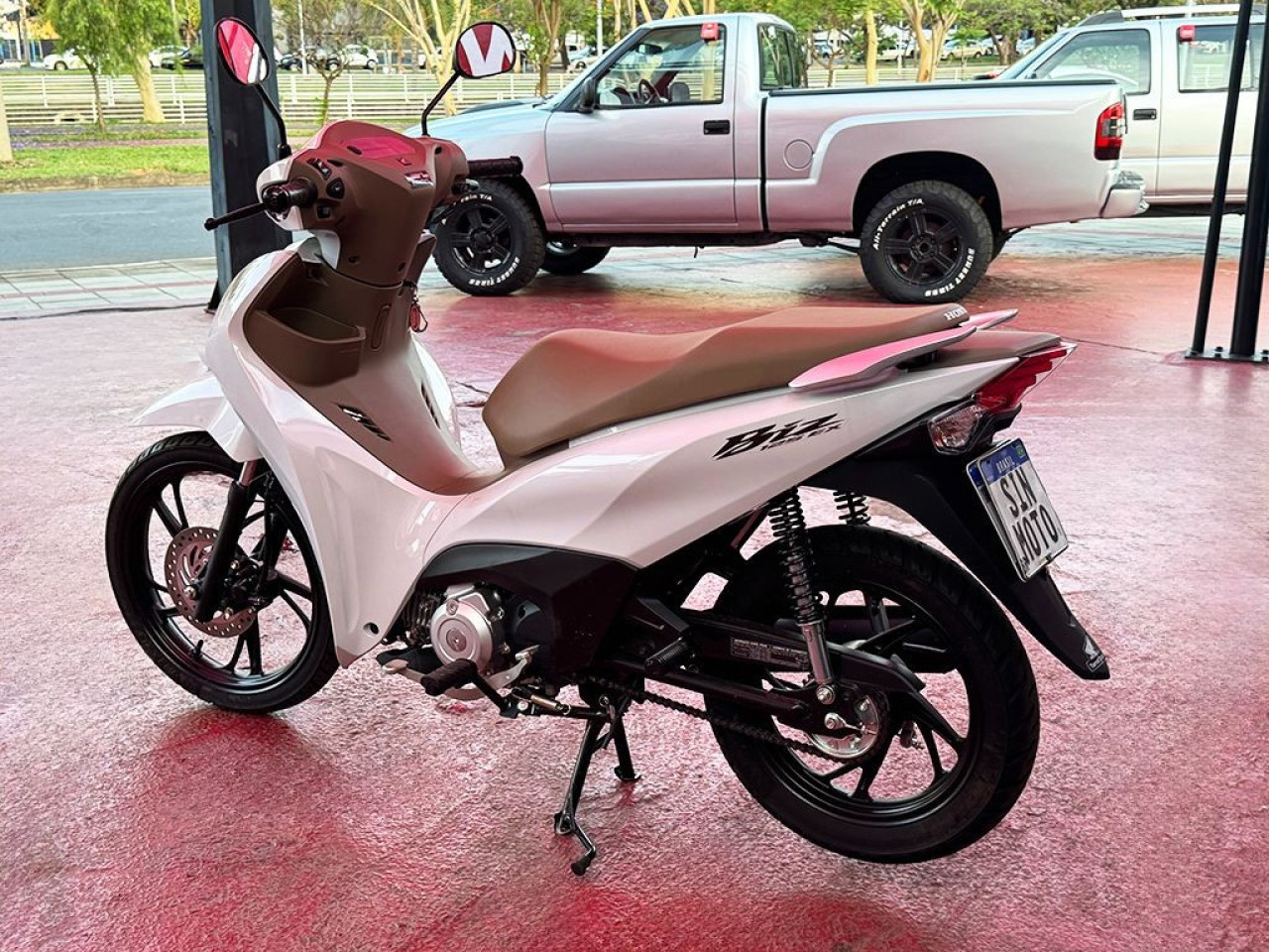 HONDA BIZ 125 EX  HONDA BIZ 125 EX