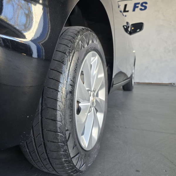 Onix Hatch 1.0 4P FLEX LT