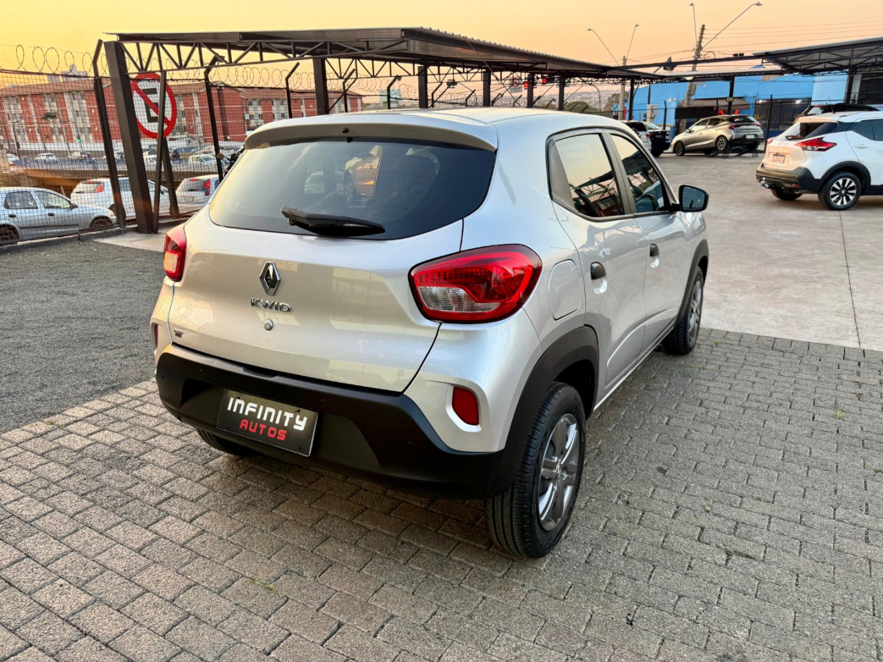 Kwid 1.0 12V 4P SCE FLEX ZEN Kwid 1.0 12V 4P SCE FLEX ZEN