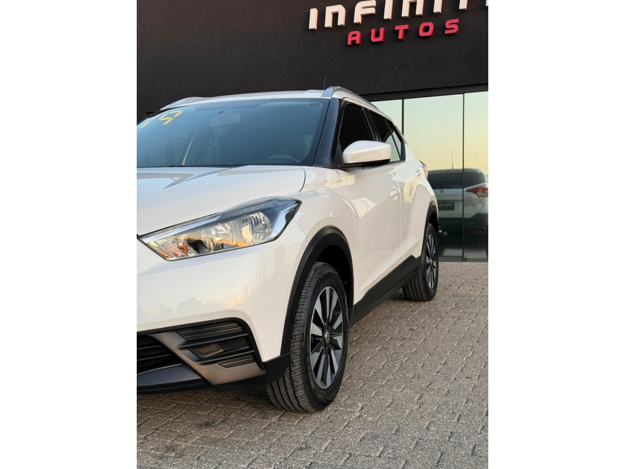 Kicks 1.6 16V 4P FLEXSTART S DIRECT X-TRONIC AUTOMÁTICO CVT