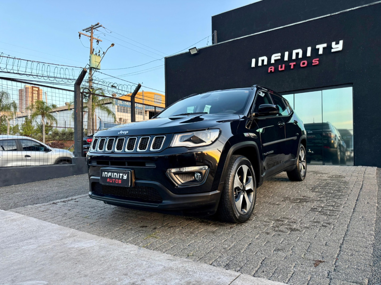 Compass 2.0 16V 4P LONGITUDE FLEX AUTOMÁTICO