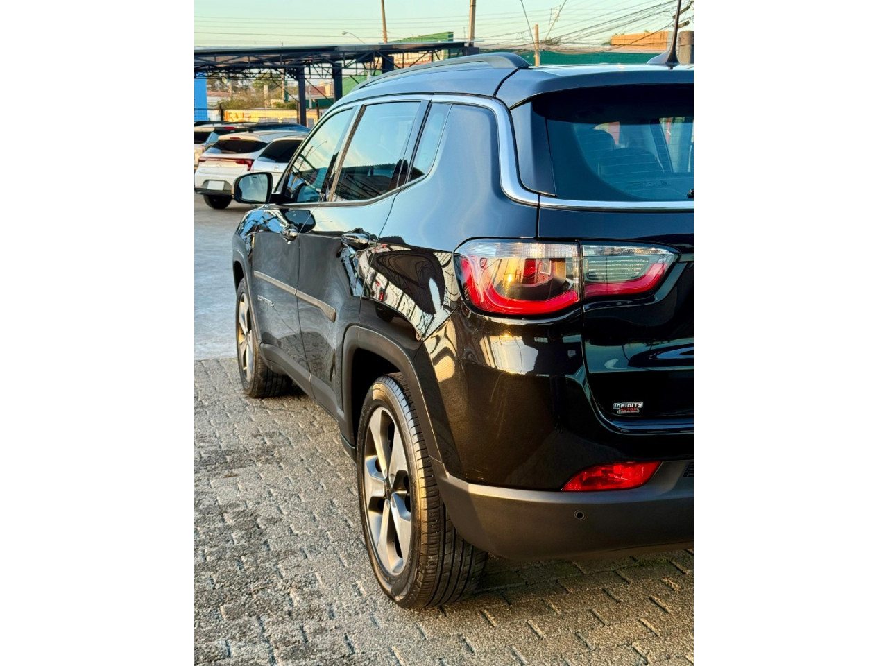 Compass 2.0 16V 4P LONGITUDE FLEX AUTOMÁTICO