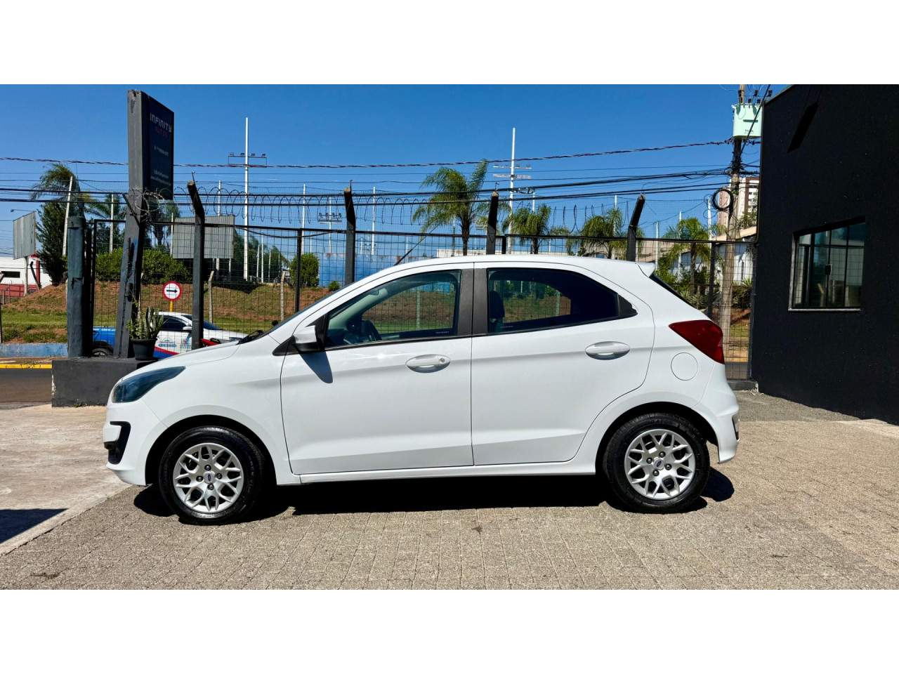 Ka Hatch 1.0 12V 4P TI-VCT SE FLEX Ka Hatch 1.0 12V 4P TI-VCT SE FLEX