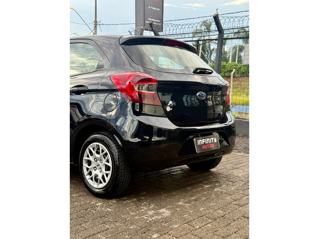 Ka Hatch 1.0 12V 4P TI-VCT SE FLEX