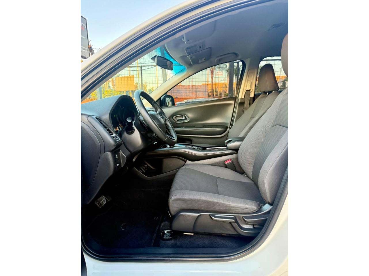 HR-V 1.8 16V 4P EX FLEX AUTOMÁTICO CVT HR-V 1.8 16V 4P EX FLEX AUTOMÁTICO CVT