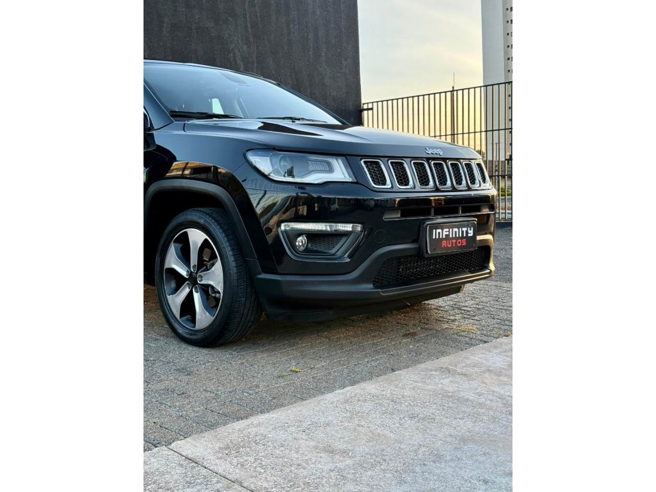 Compass 2.0 16V 4P LONGITUDE FLEX AUTOMÁTICO