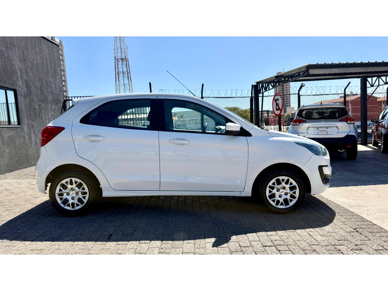 Ka Hatch 1.0 12V 4P TI-VCT SE FLEX Ka Hatch 1.0 12V 4P TI-VCT SE FLEX