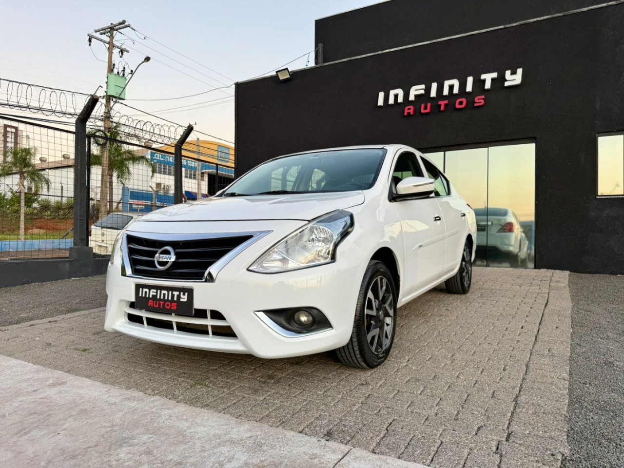 Versa Sedan 1.6 16V 4P UNIQUE FLEX