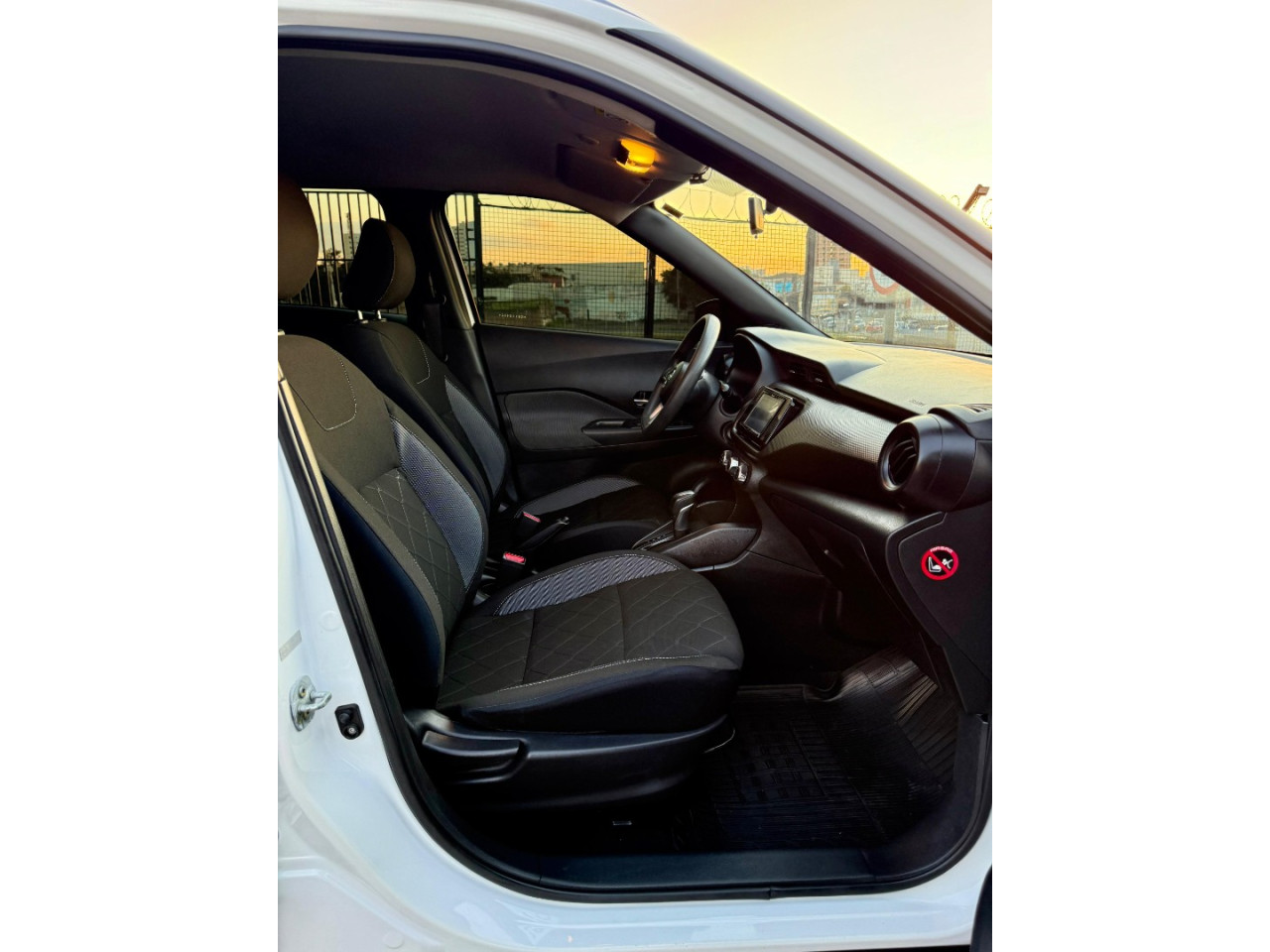 Kicks 1.6 16V 4P FLEXSTART S DIRECT X-TRONIC AUTOMÁTICO CVT