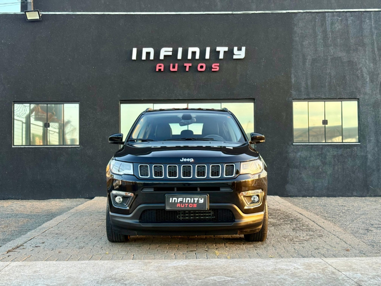 Compass 2.0 16V 4P LONGITUDE FLEX AUTOMÁTICO