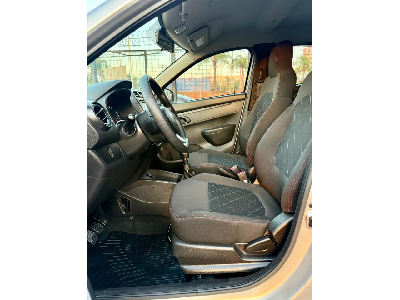 Kwid 1.0 12V 4P SCE FLEX ZEN Kwid 1.0 12V 4P SCE FLEX ZEN