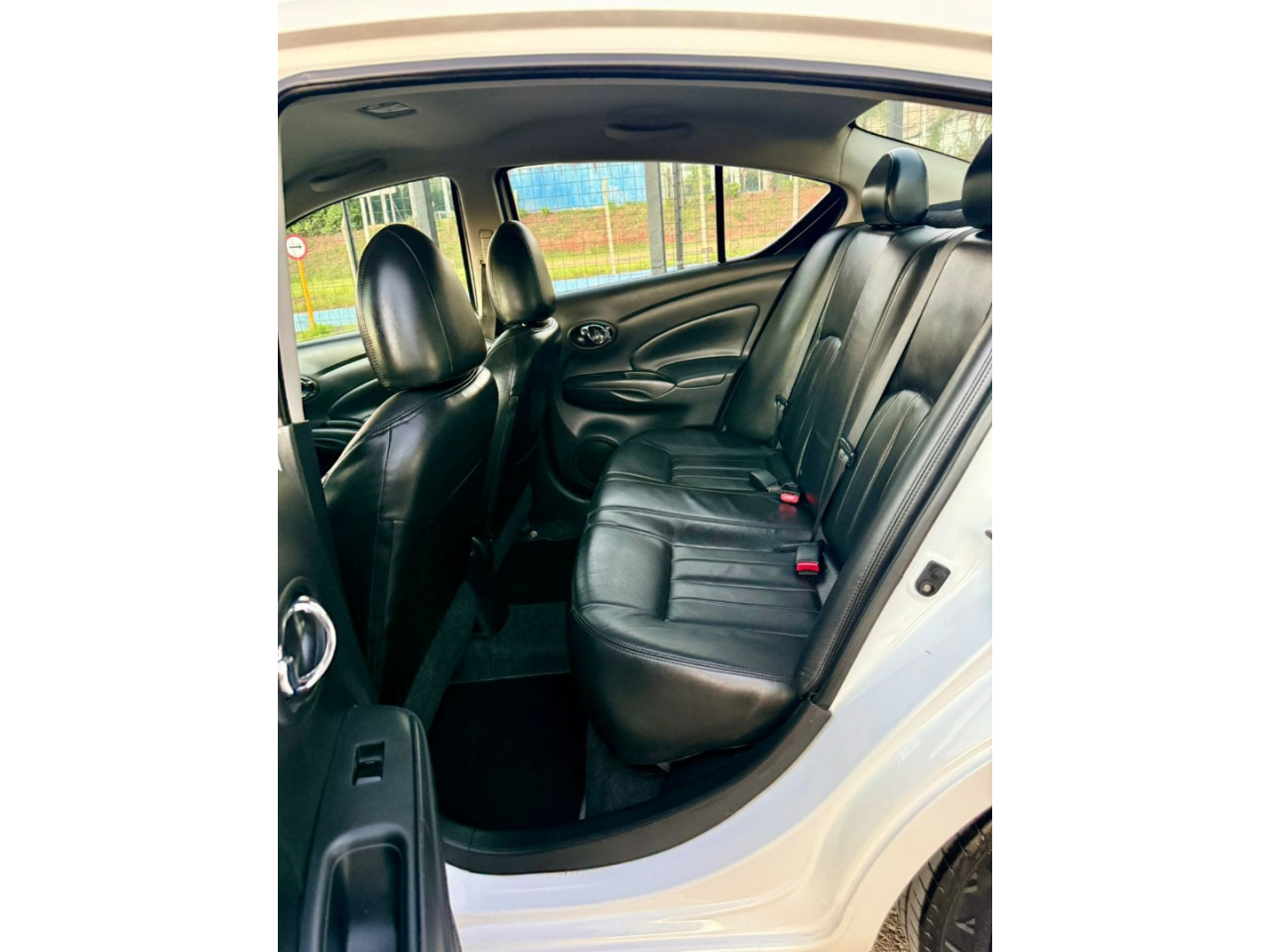 Versa Sedan 1.6 16V 4P UNIQUE FLEX