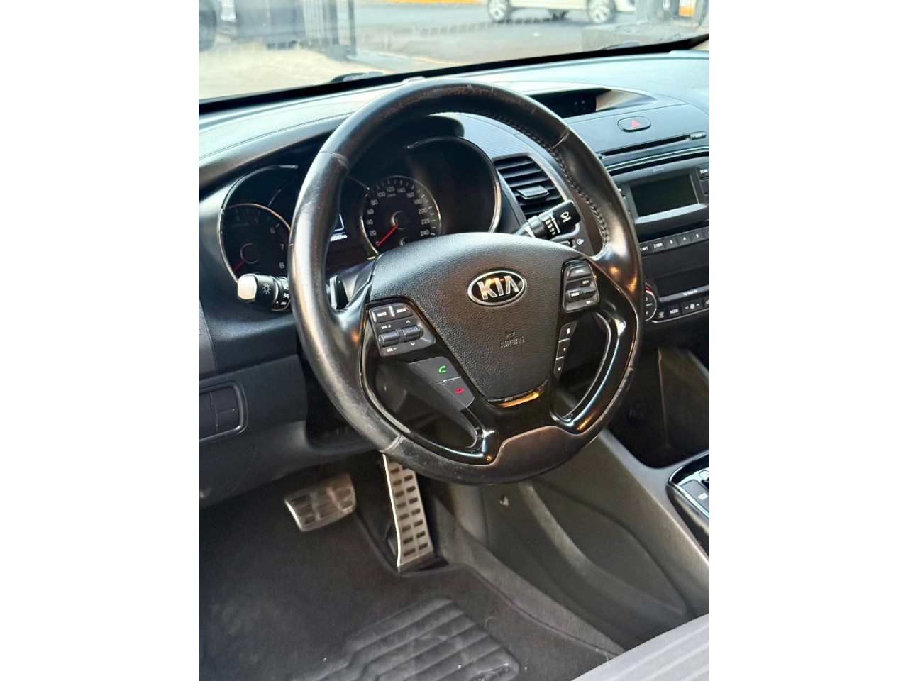 Cerato Sedan 1.6 16V 4P SX3 AUTOMÁTICO Cerato Sedan 1.6 16V 4P SX3 AUTOMÁTICO