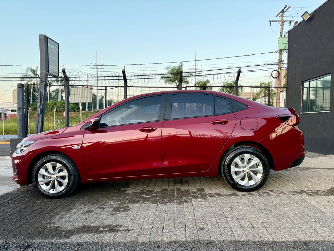 Onix Sedan 1.0 12V 4P FLEX LT PLUS