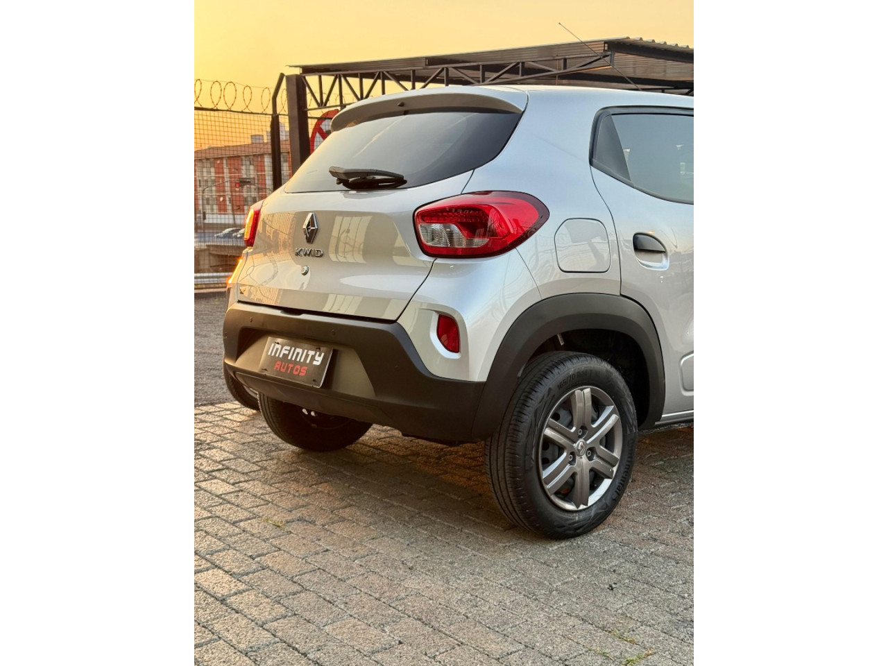 Kwid 1.0 12V 4P SCE FLEX ZEN Kwid 1.0 12V 4P SCE FLEX ZEN
