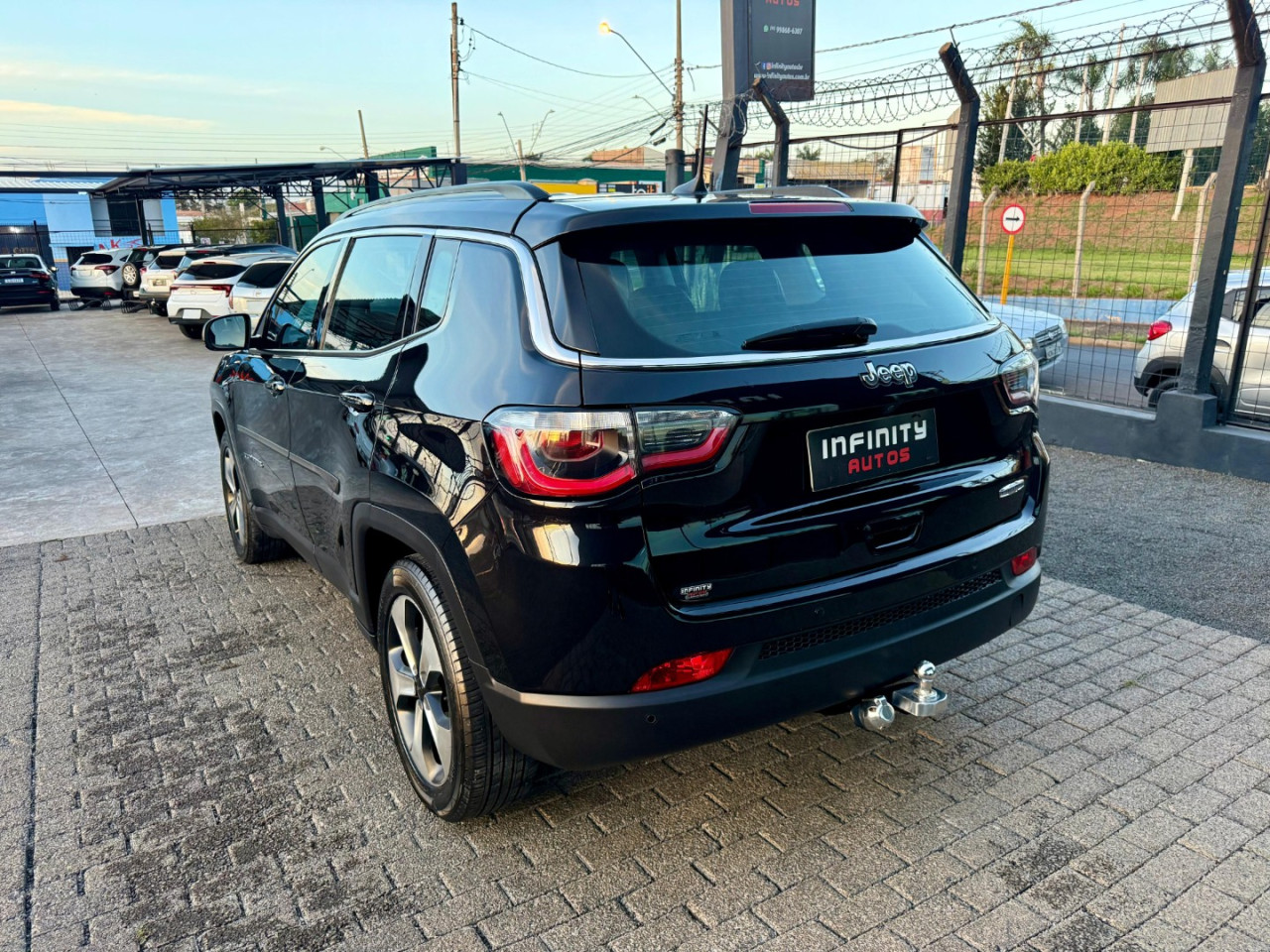 Compass 2.0 16V 4P LONGITUDE FLEX AUTOMÁTICO