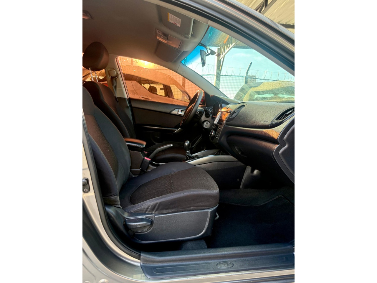 Cerato Sedan 1.6 16V 4P EX AUTOMÁTICO