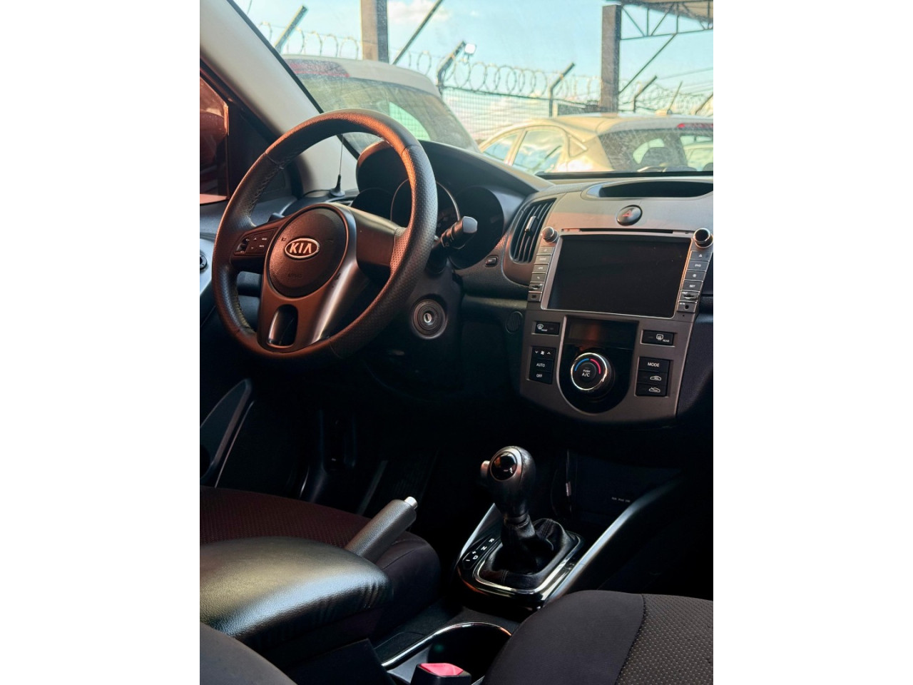 Cerato Sedan 1.6 16V 4P EX AUTOMÁTICO