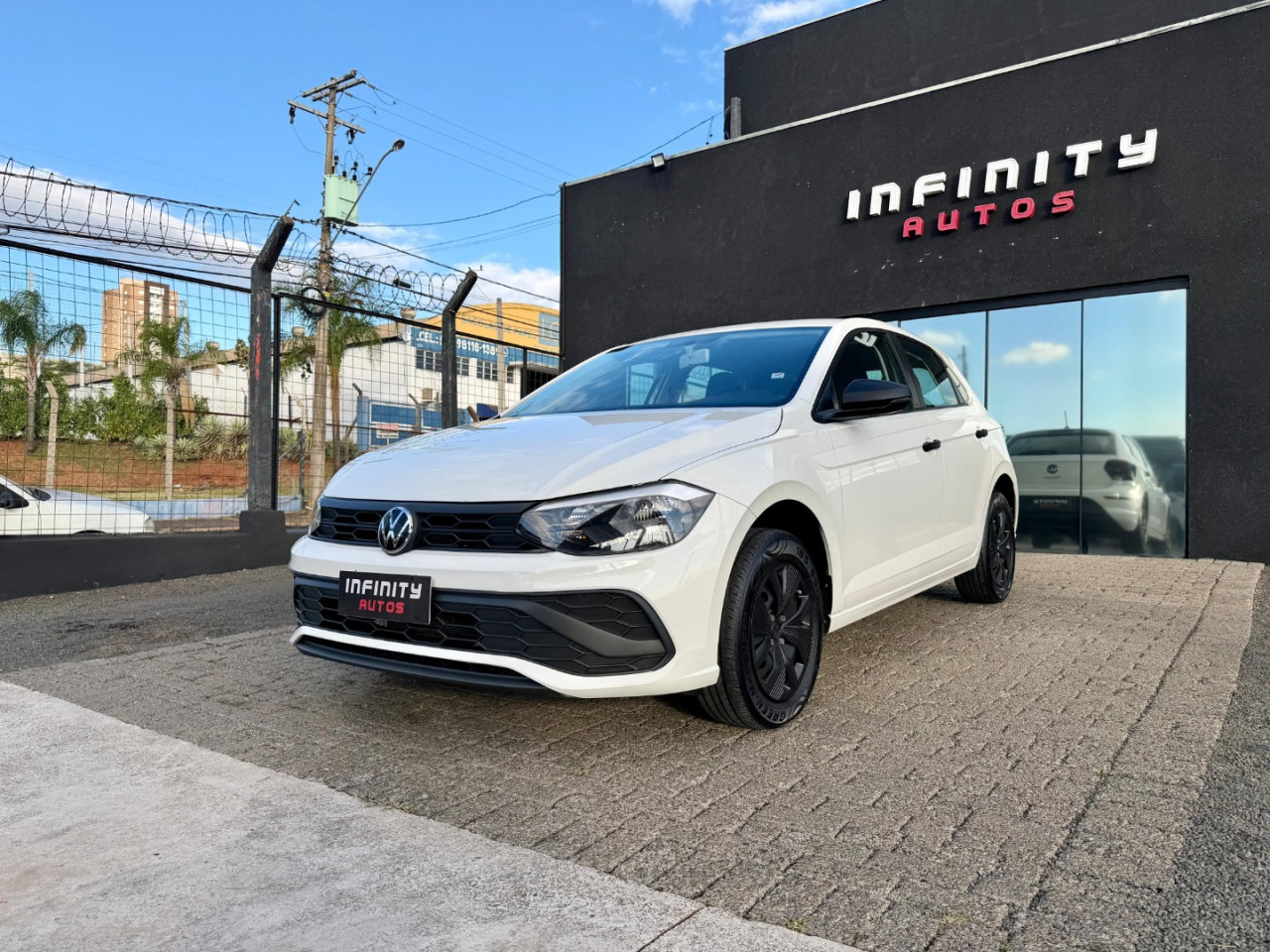 Polo Hatch 1.0 4P MPI TRACK