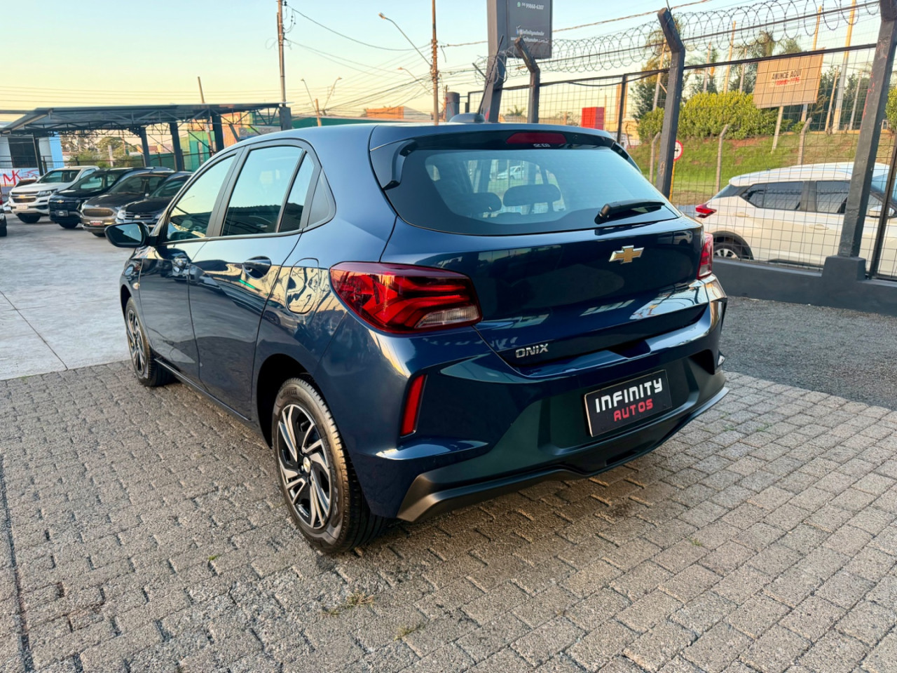 Onix Hatch 1.0 12V 4P FLEX
