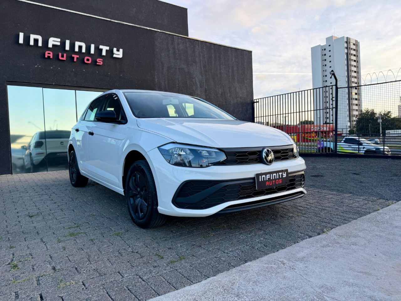 Polo Hatch 1.0 4P MPI TRACK