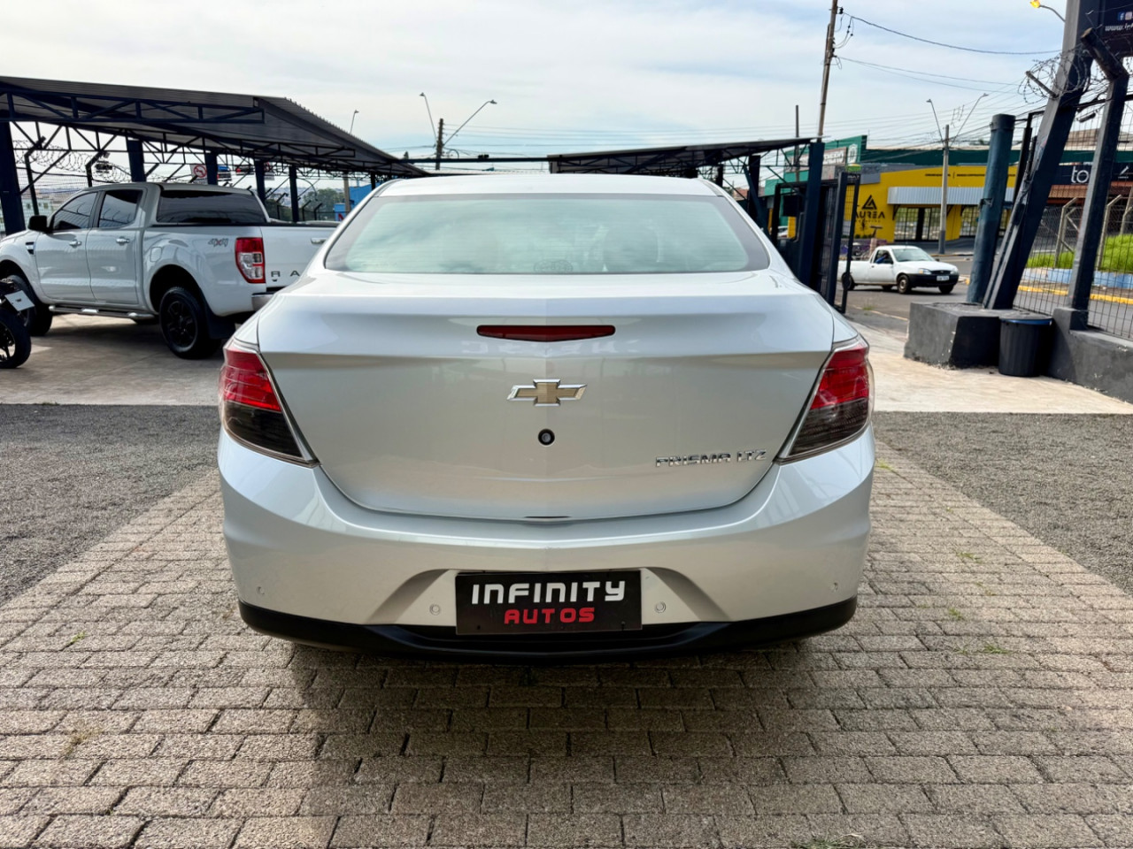 Prisma 1.4 4P LTZ  AUTOMÁTICO