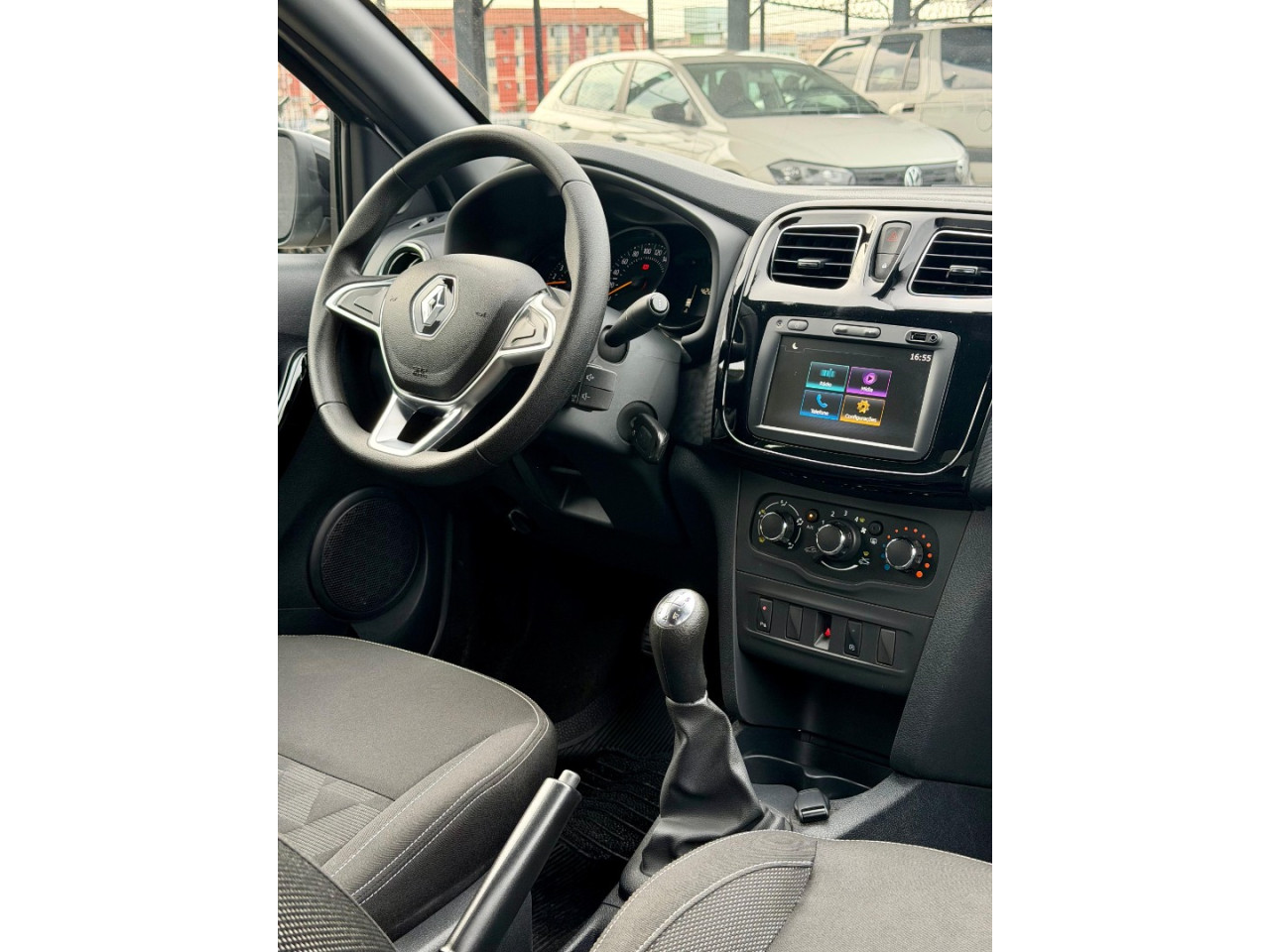 Logan 1.0 12V 4P FLEX SCE ZEN