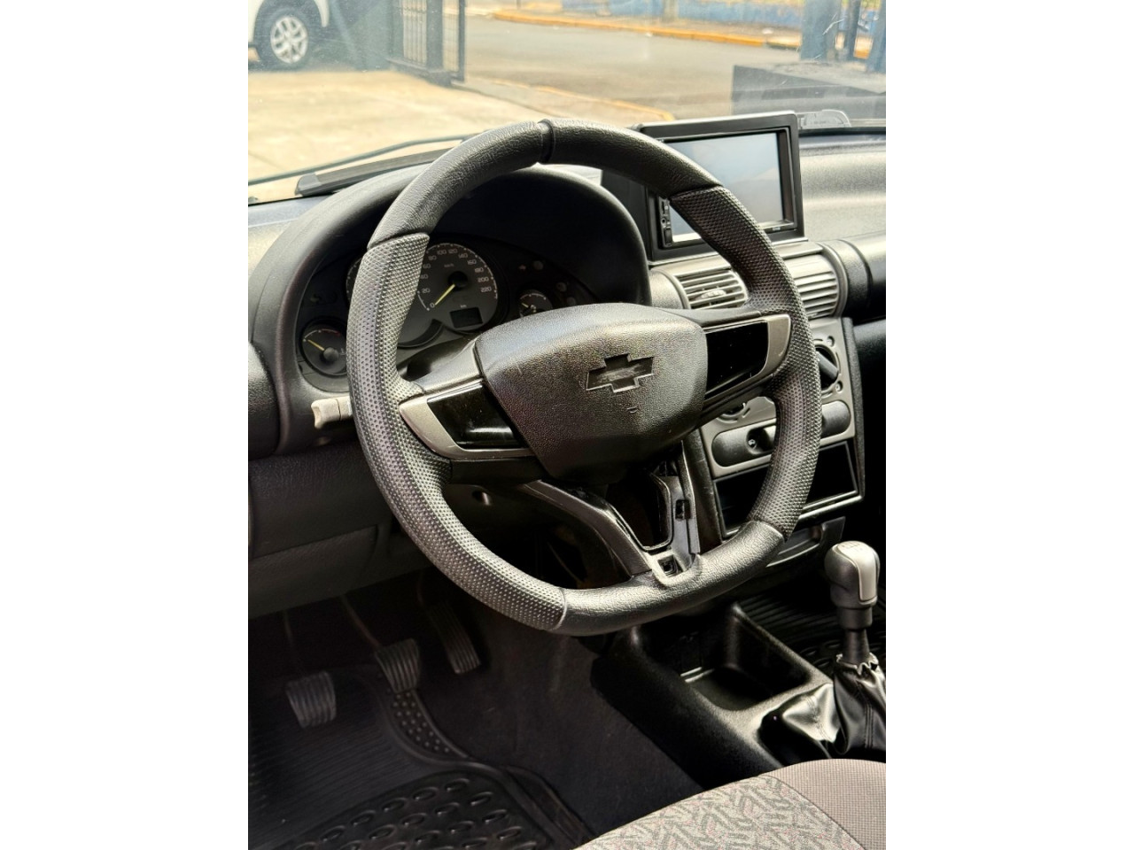 Classic Sedan 1.0 4P FLEX LIFE