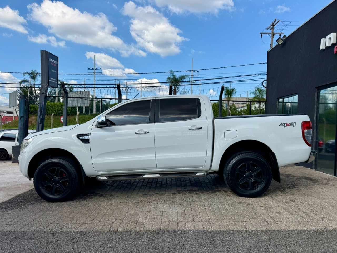 Ranger 3.2 20V XLT 4X4 CABINE DUPLA TURBO DIESEL AUTOMÁTICO