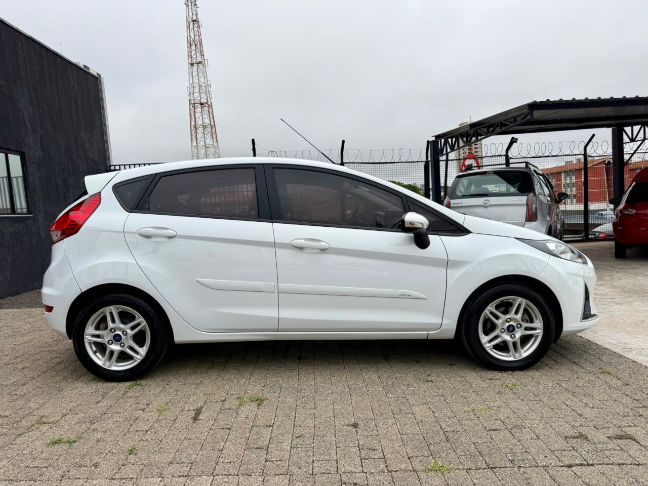 Fiesta Hatch 1.6 16V 4P SE FLEX AUTOMÁTICO