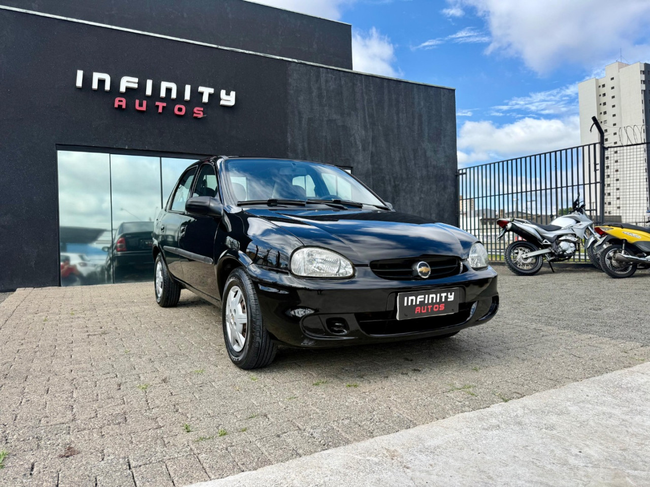 Classic Sedan 1.0 4P FLEX LIFE