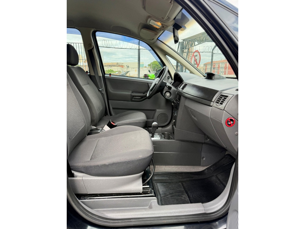 Meriva 1.8 4P FLEX EXPRESSION EASYTRONIC AUTOMATIZADO