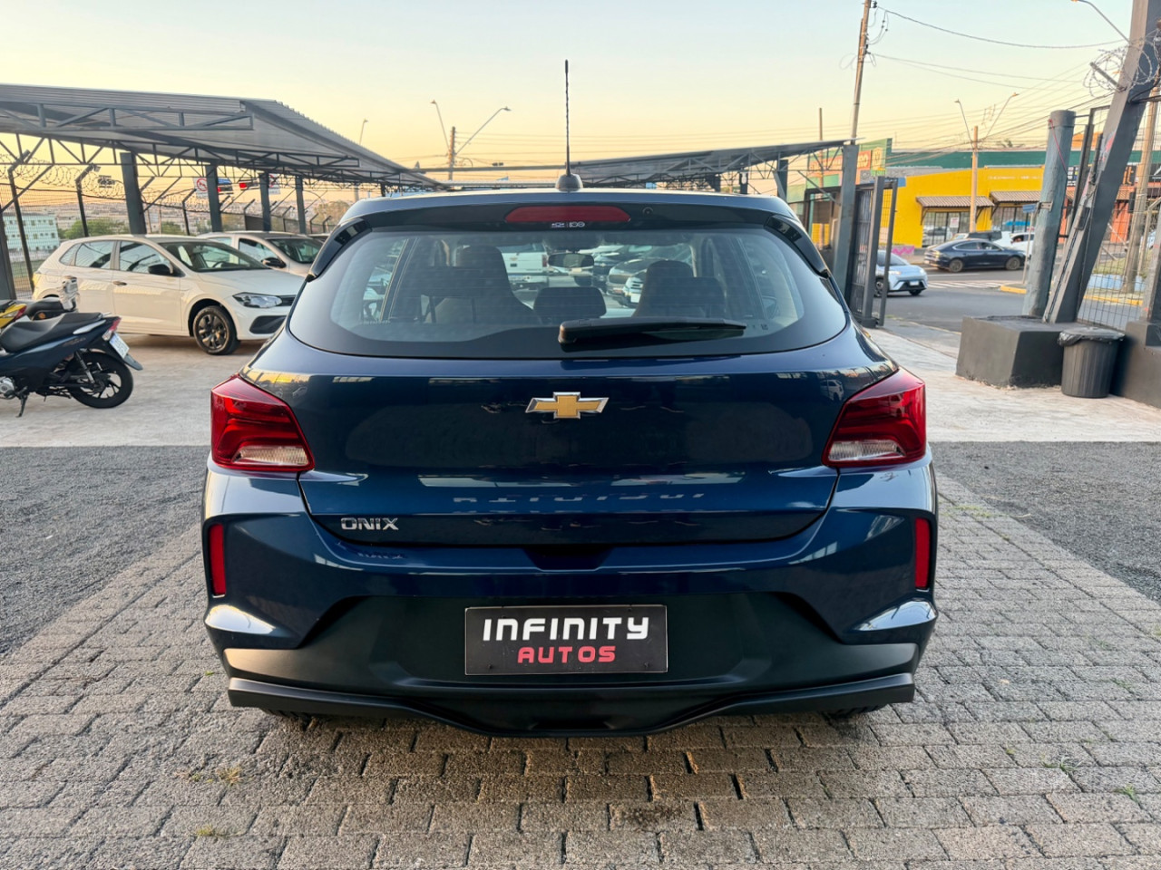 Onix Hatch 1.0 12V 4P FLEX