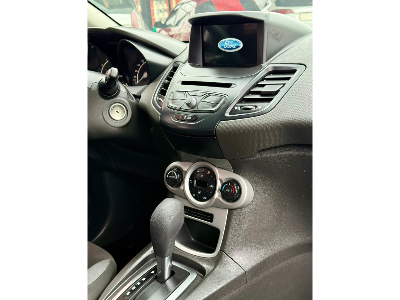 Fiesta Hatch 1.6 16V 4P SE FLEX AUTOMÁTICO