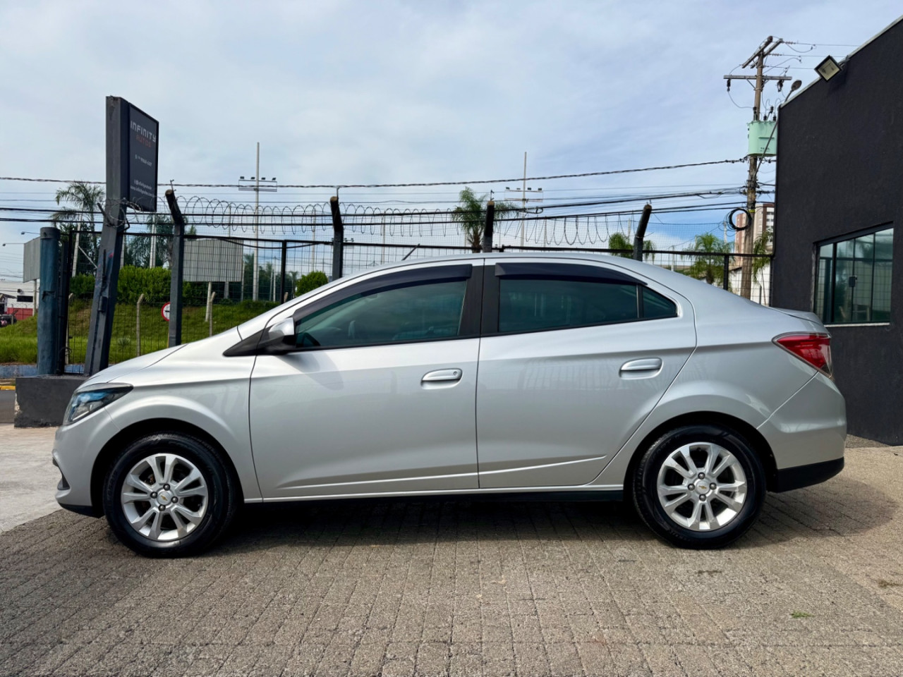 Prisma 1.4 4P LTZ  AUTOMÁTICO