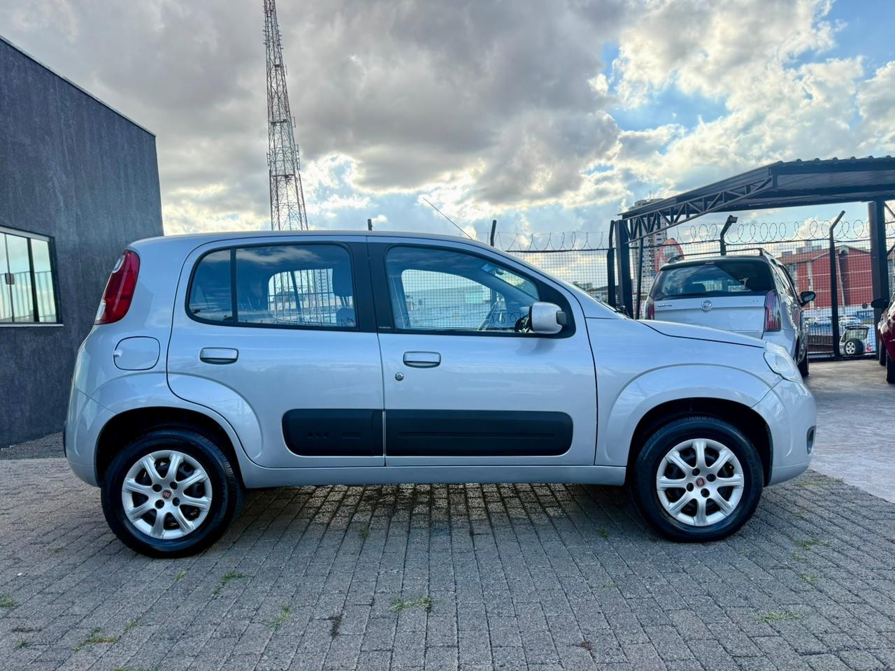 Uno 1.0 4P FLEX VIVACE EVO