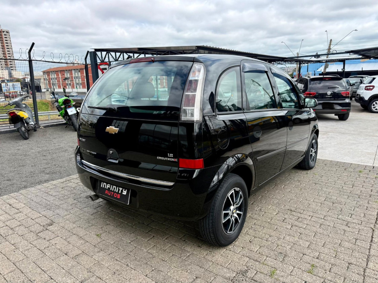 Meriva 1.8 4P FLEX EXPRESSION EASYTRONIC AUTOMATIZADO