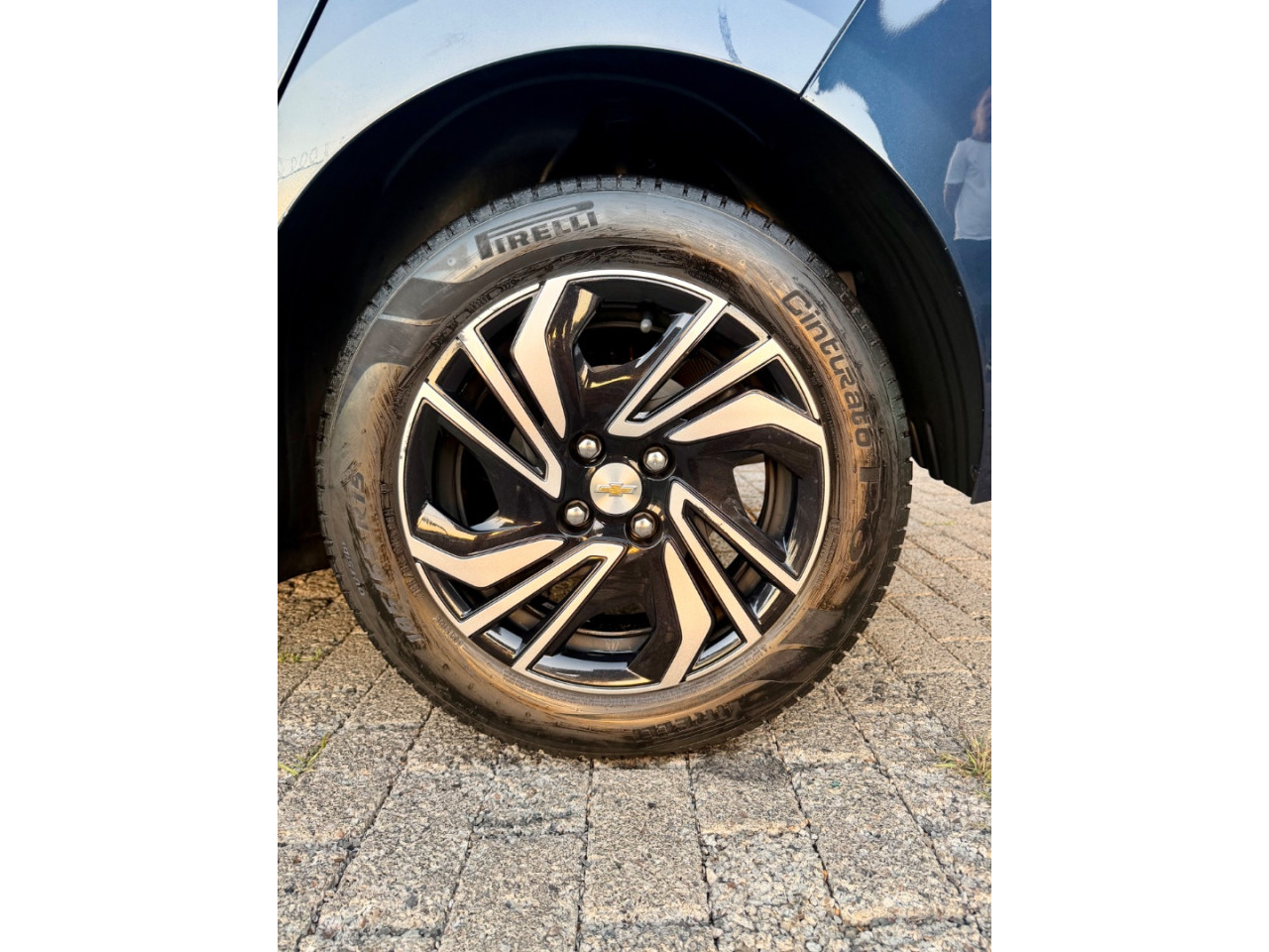 Onix Hatch 1.0 12V 4P FLEX