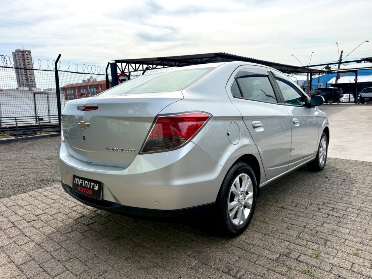 Prisma 1.4 4P LTZ  AUTOMÁTICO