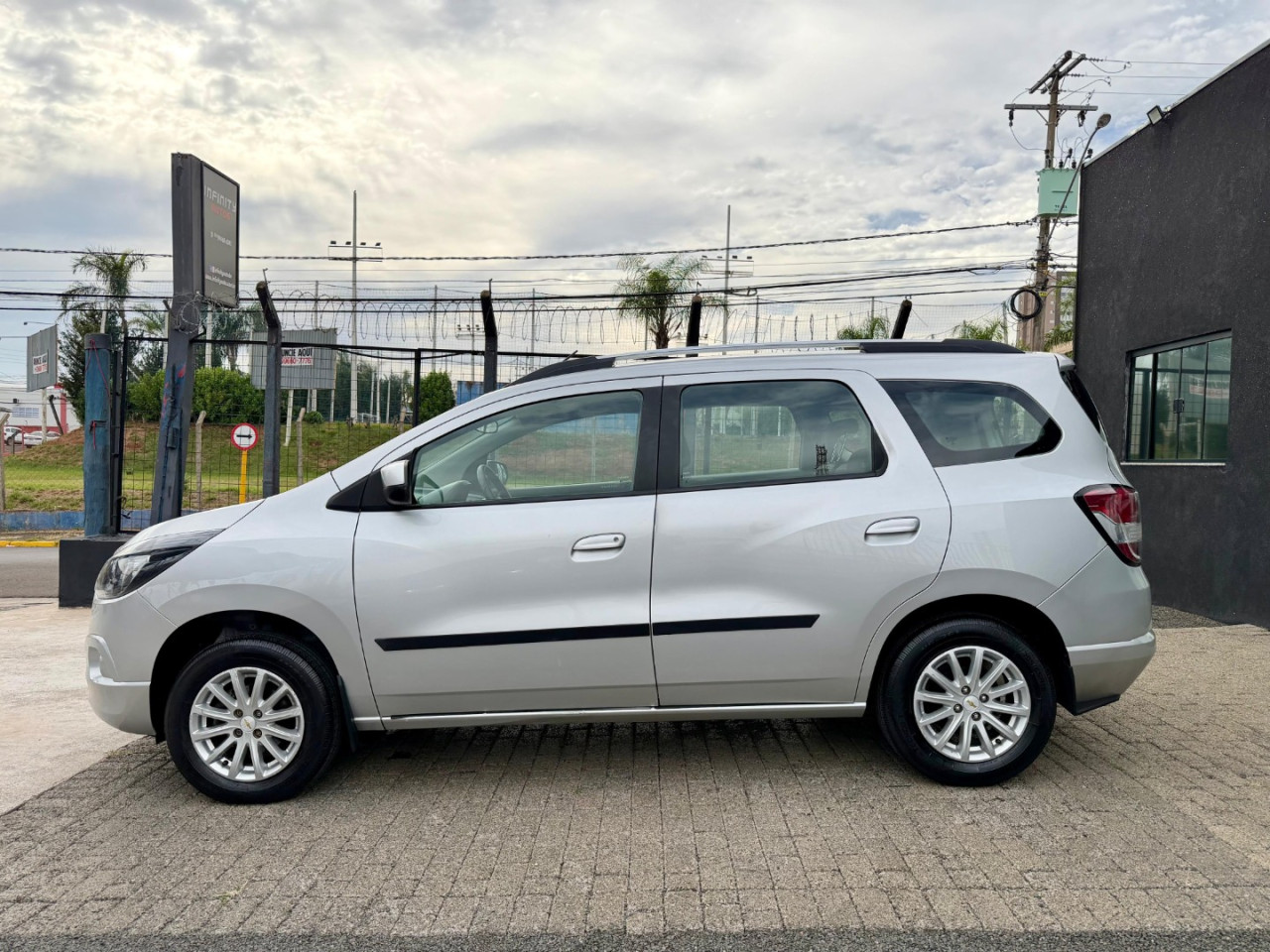 Spin 1.8 4P FLEX LT AUTOMÁTICO