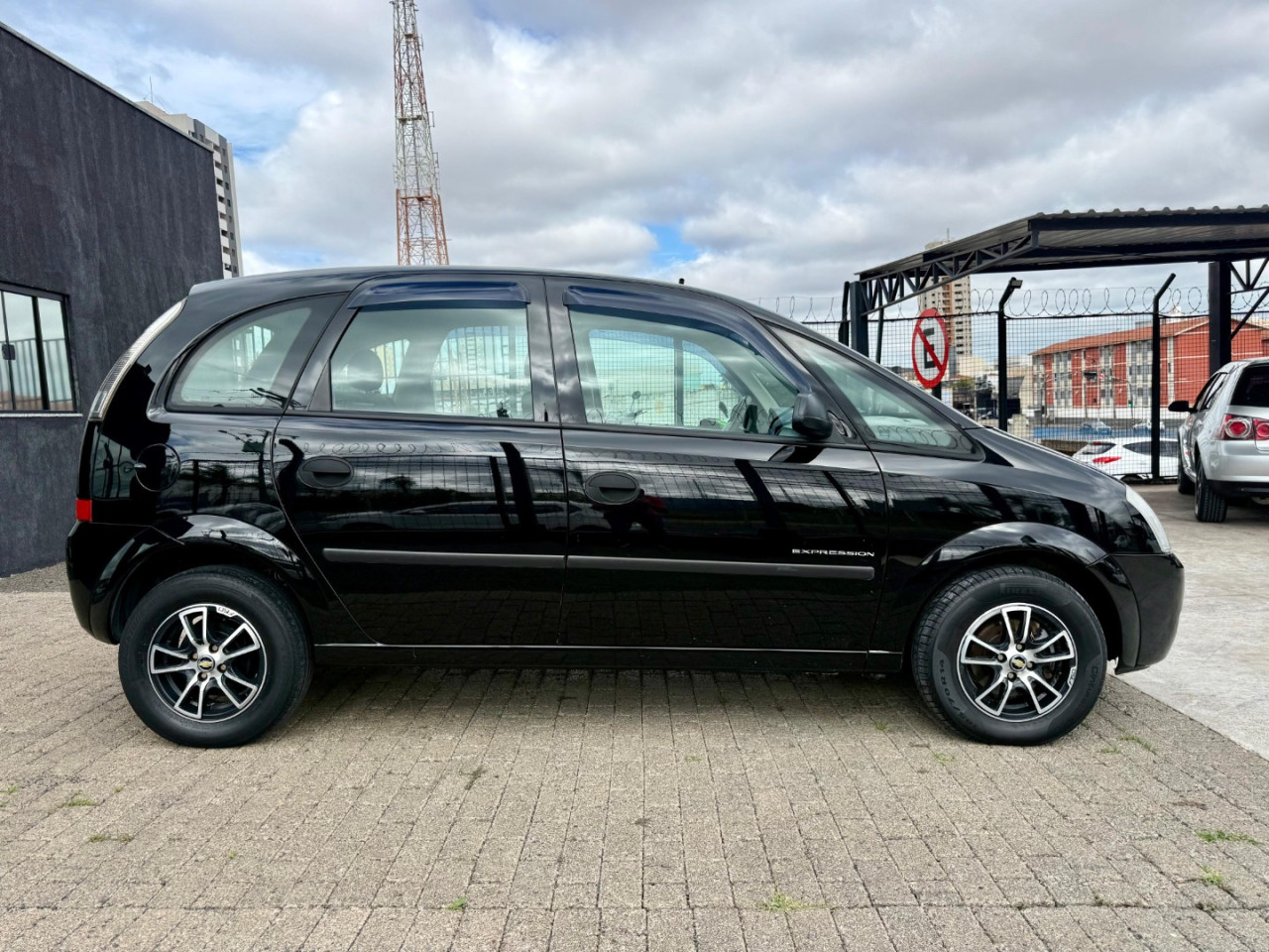 Meriva 1.8 4P FLEX EXPRESSION EASYTRONIC AUTOMATIZADO