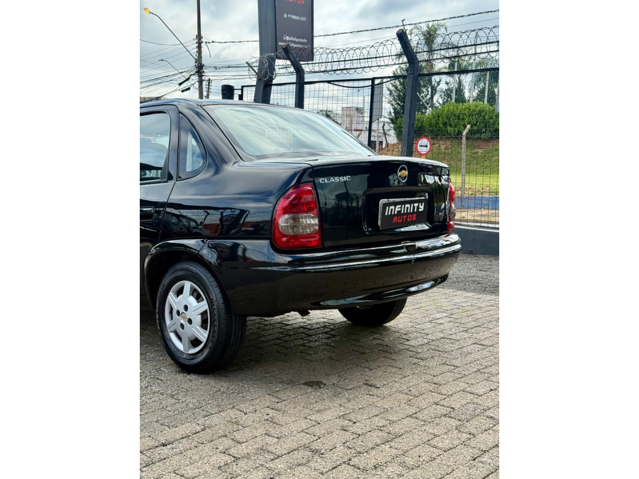 Classic Sedan 1.0 4P FLEX LIFE