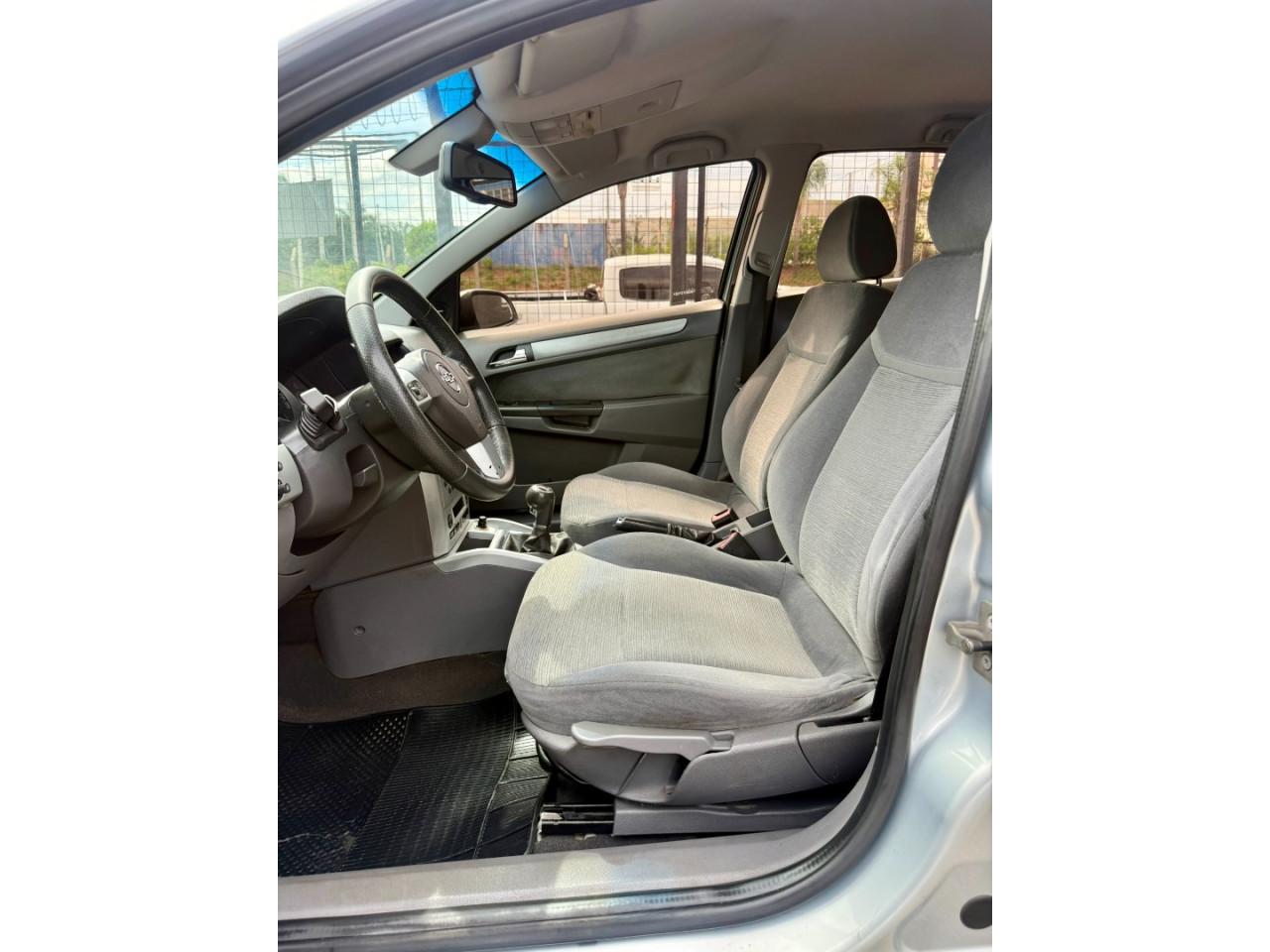 Vectra Sedan 2.0 4P ELEGANCE