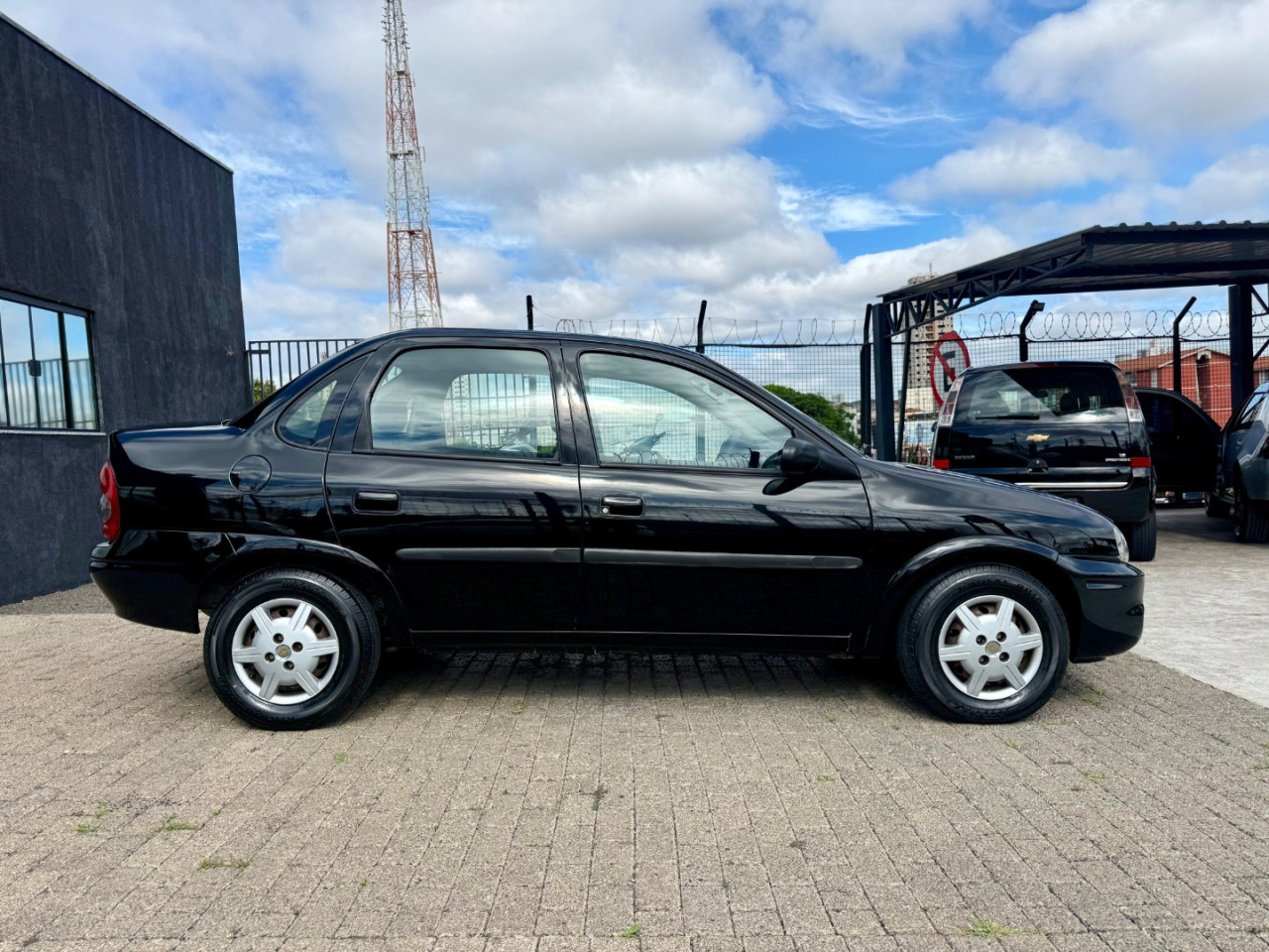 Classic Sedan 1.0 4P FLEX LIFE