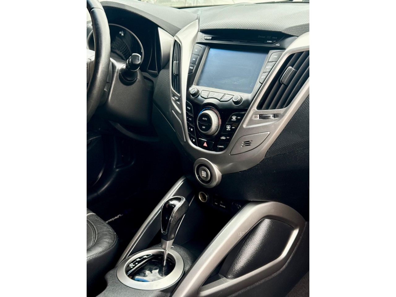 Veloster 1.6 16V 3P AUTOMÁTICO