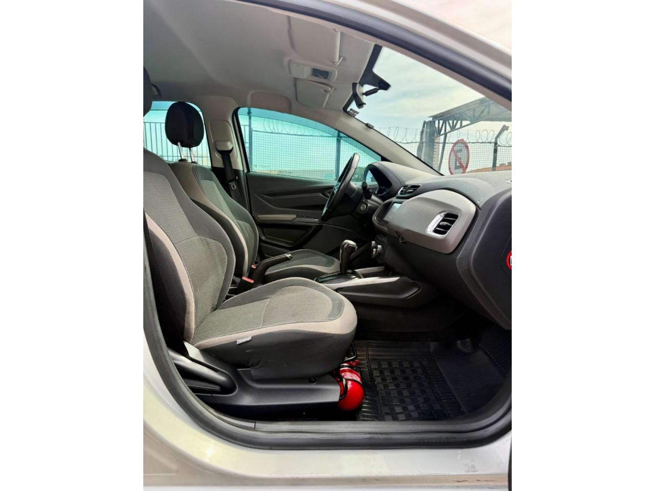 Prisma 1.4 4P LTZ  AUTOMÁTICO